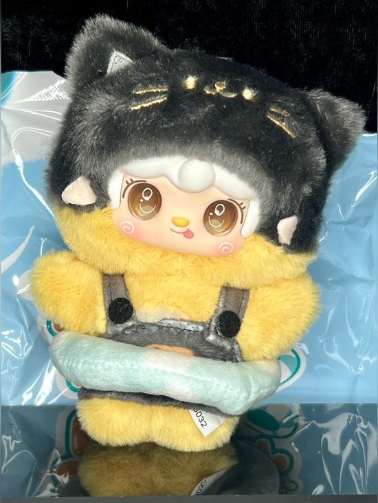 Other - YOOKI Summer Party Series Heatwave Little Meow Plush w/ Card & Opened Bag